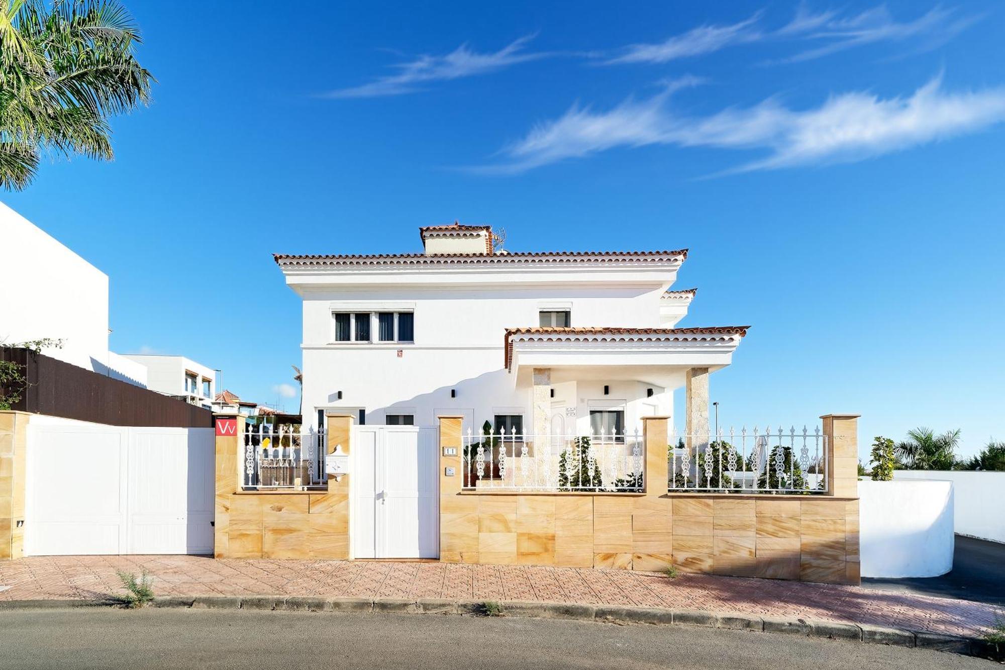 Villa Laravi By Maspalomas Holiday Villas ميلونيذاس المظهر الخارجي الصورة